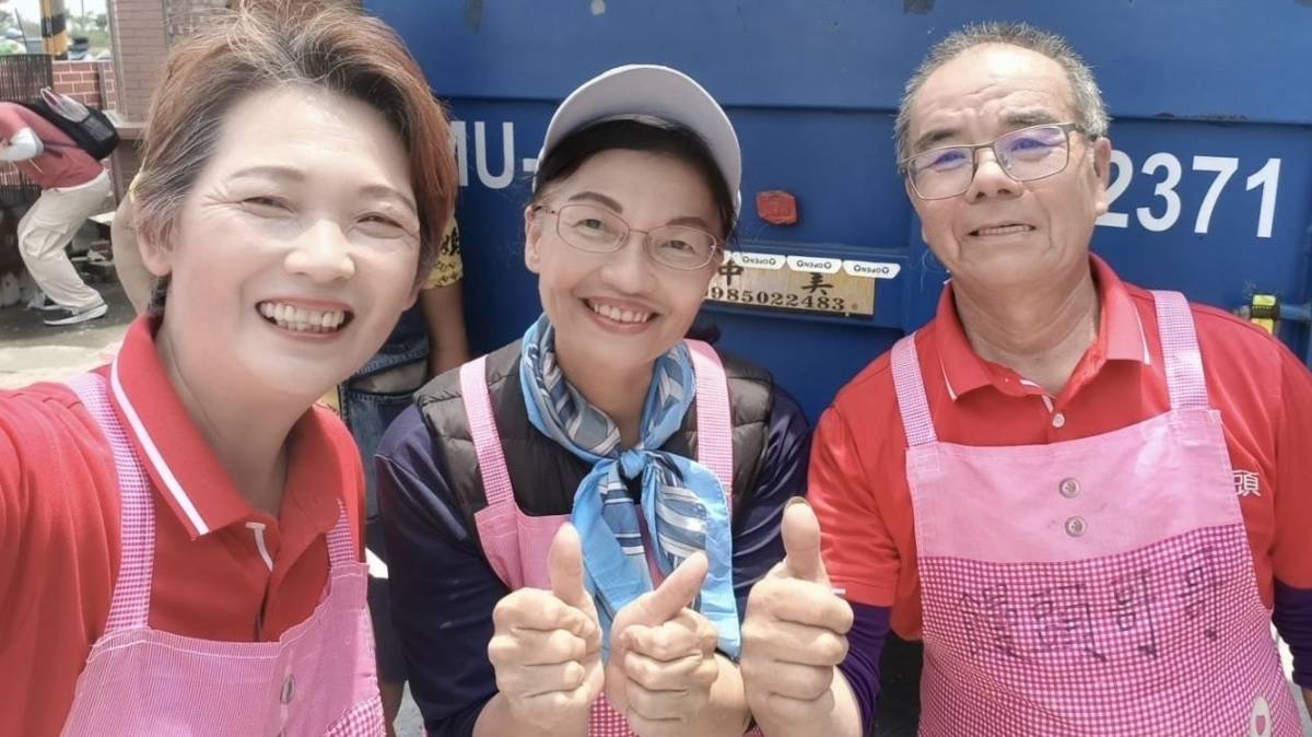 環島饅頭夫婦堅持透過一顆饅頭種下善良的種子，十年如一日，因為心中充滿愛，越做越年輕。