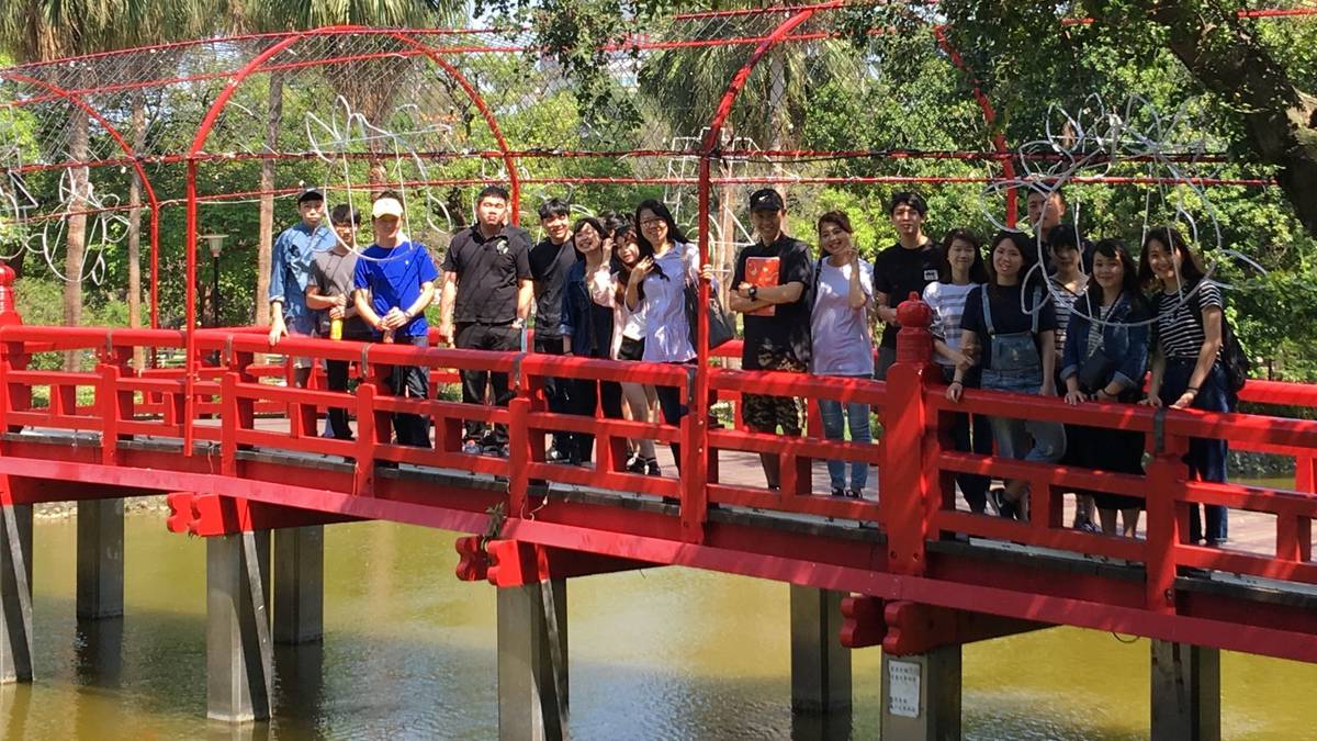 百年歷史的台中公園，木造中山橋，仍保留日式風情。