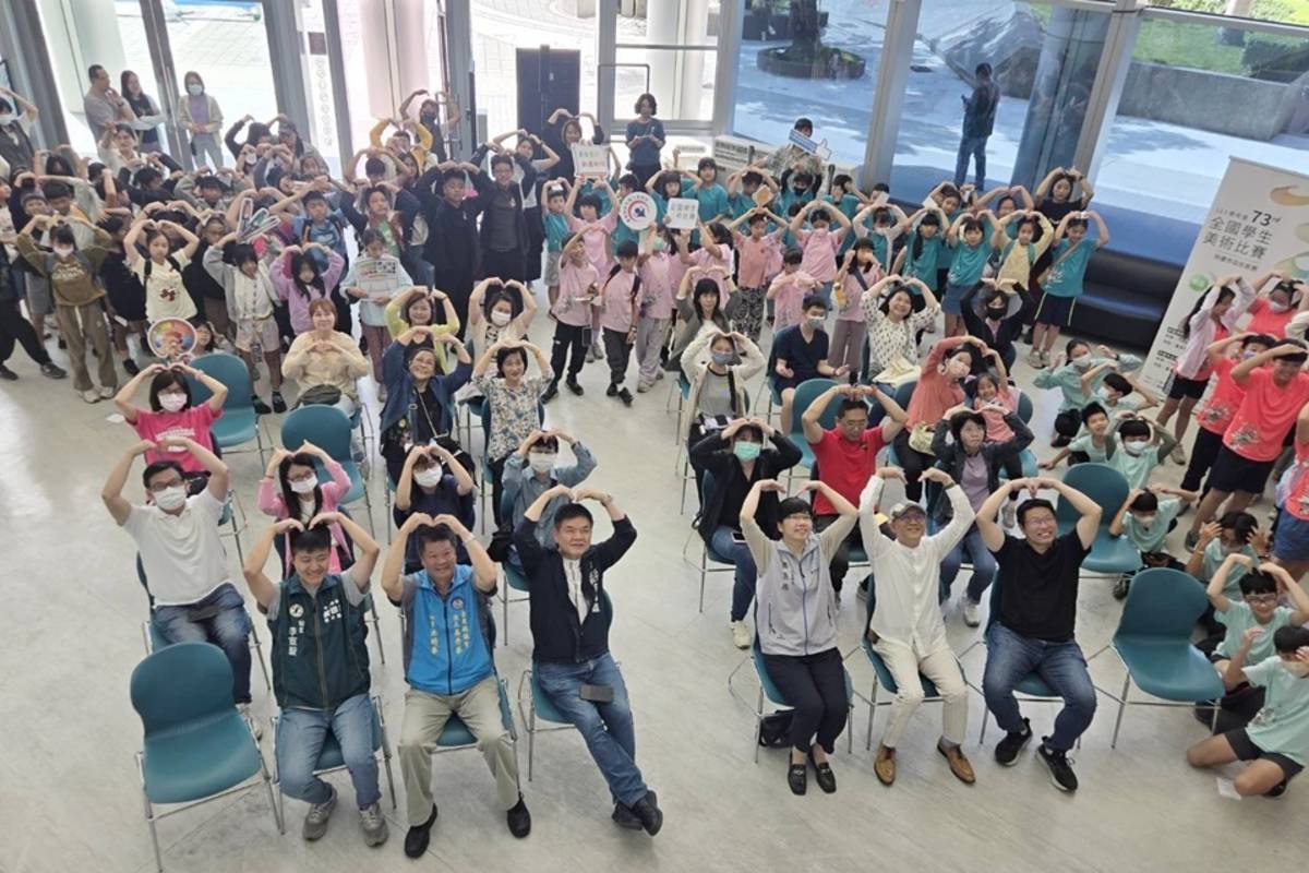 113學年度全國學生美術比賽特優作品巡迴展到臺東，即日起至5月1日於臺東藝文中心展出，計有7大類別、超過百件特優作品。