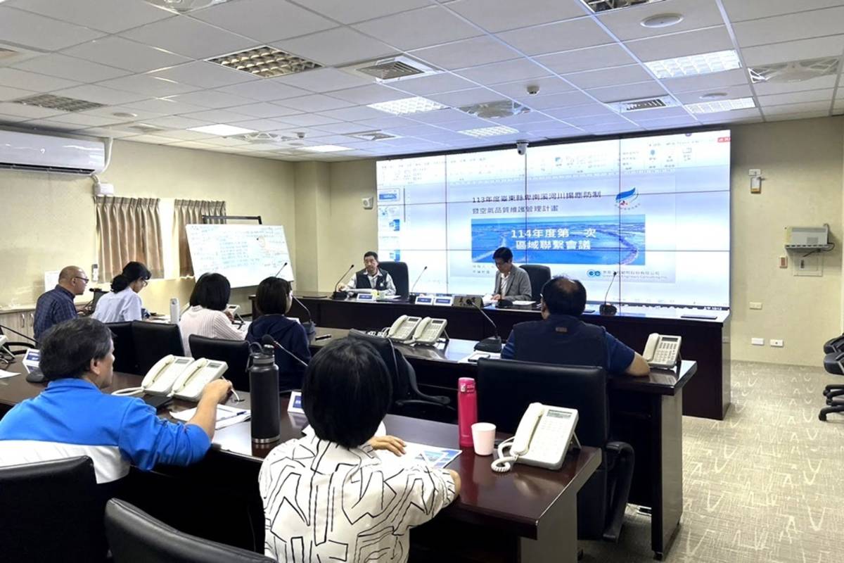 現值小燕鷗到臺東育雛的季節，臺東縣環保局召開「卑南溪揚塵防制聯繫會議」，凝聚各單位共同保育小燕鷗的共識，營造更友善的小燕鷗繁殖環境。