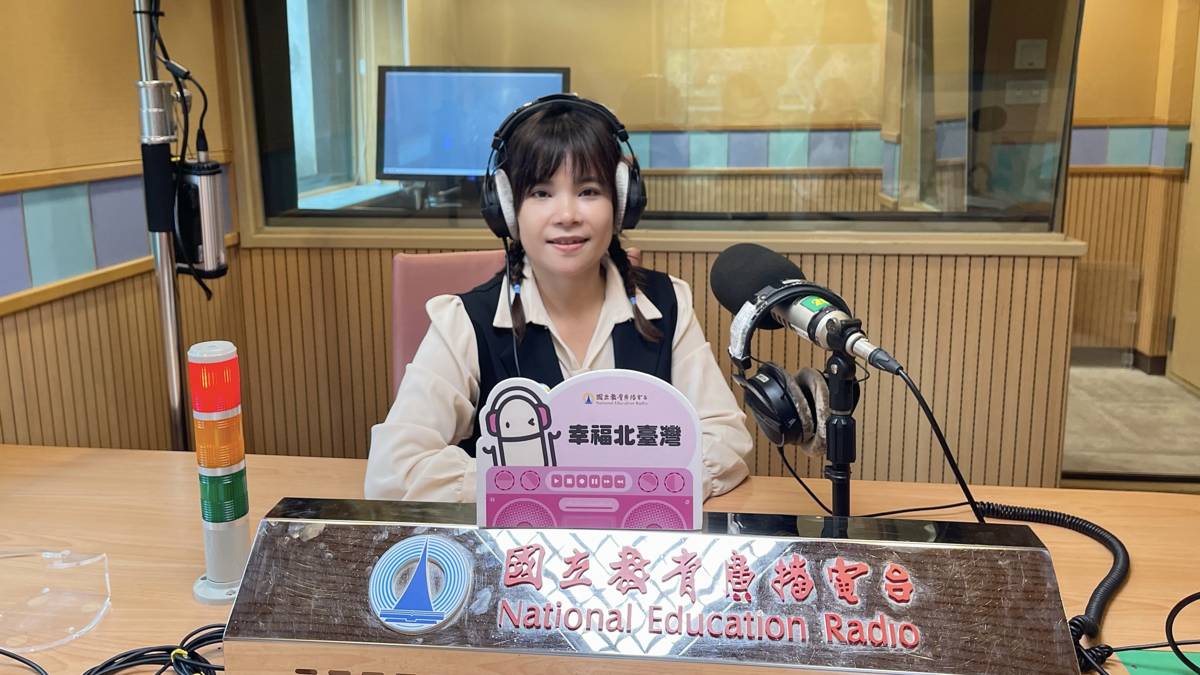 雅雯女士