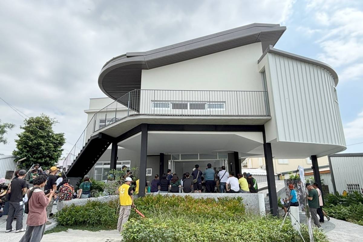 孩子的書屋文教基金會自2021年募資推動「建和書屋」增改建計畫，吸引超過2600人響應，日前正式落成啟用，並宣布將轉型為實驗教育機構「孩子的學校」。