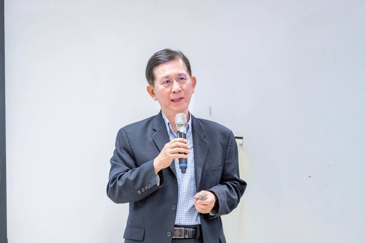 國立臺東大學舉辦「2025資訊管理研討會」，邀請數位發展部長黃彥男進行專題演講。