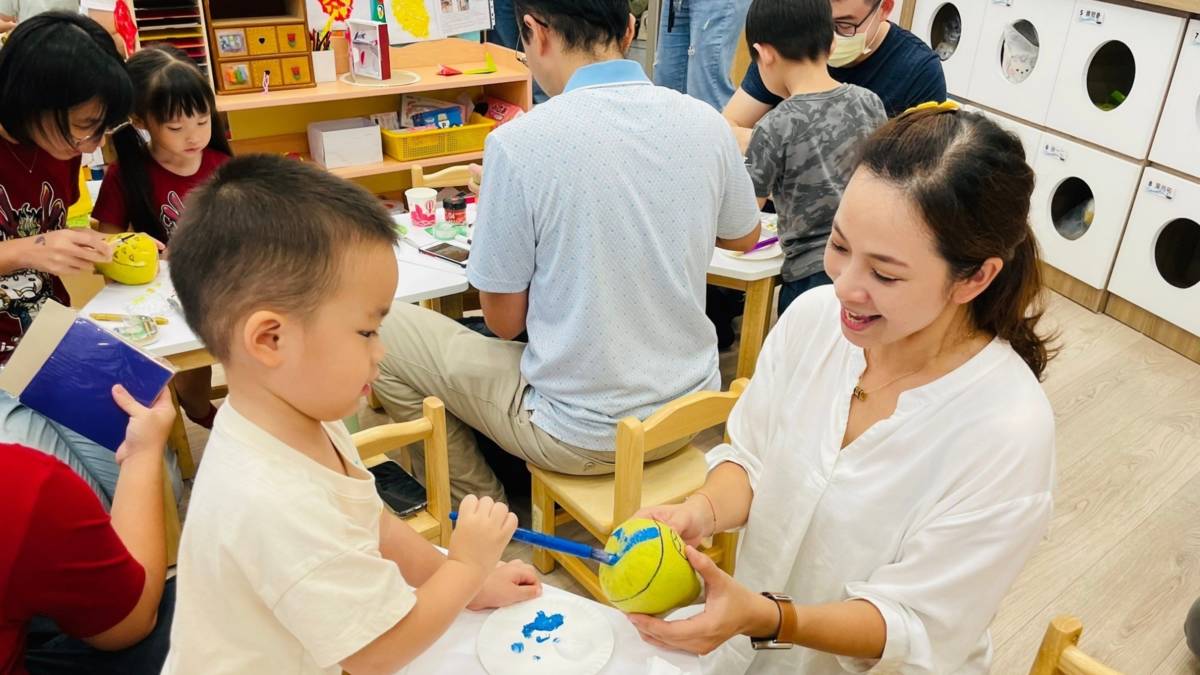 台灣港務高雄港職場互助教保服務中心