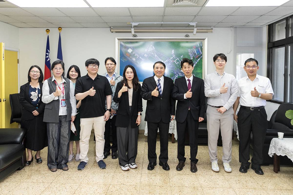 韓國國家海洋教育機構於5月14日訪問海大