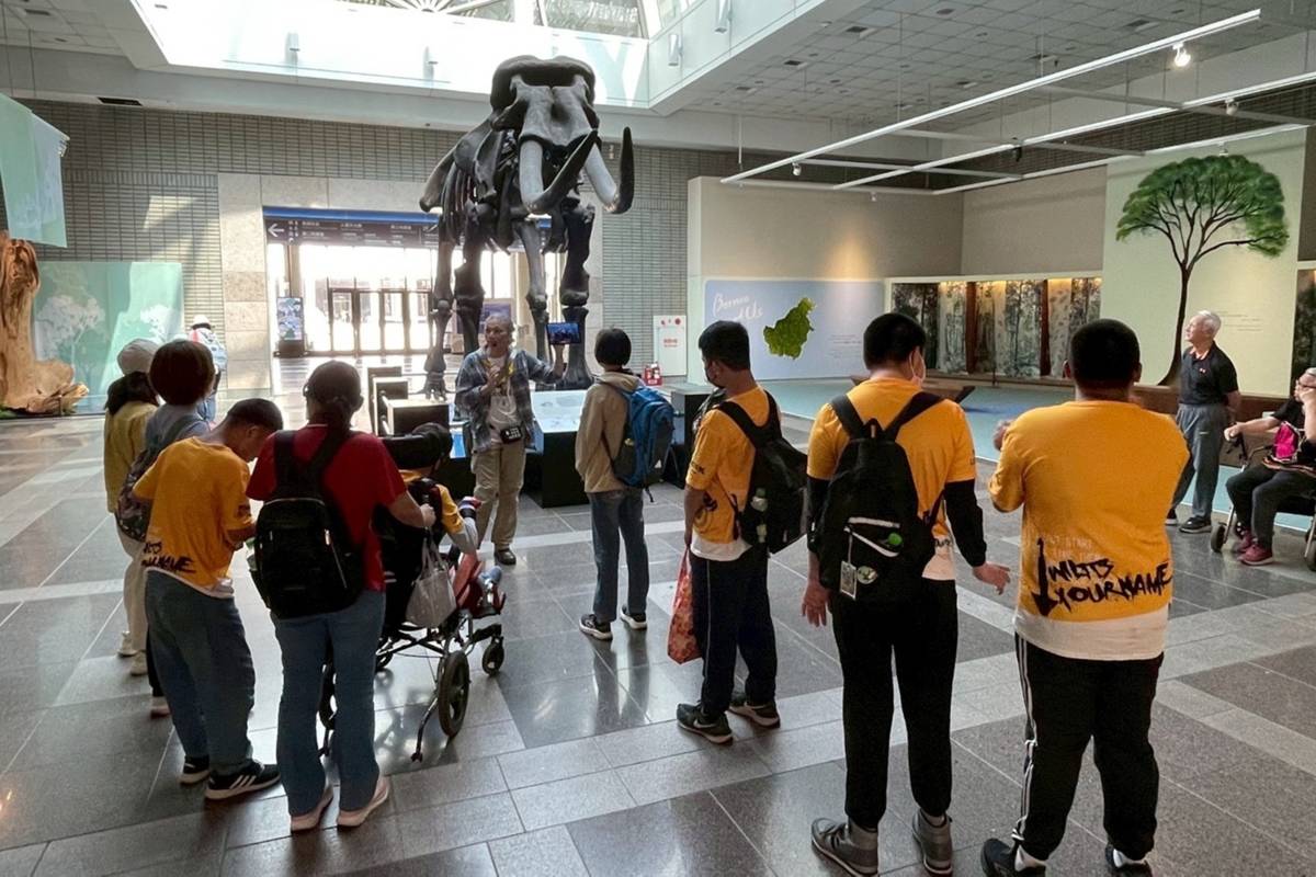 國立嘉義特教學校至國立自然科學博物館校外教學