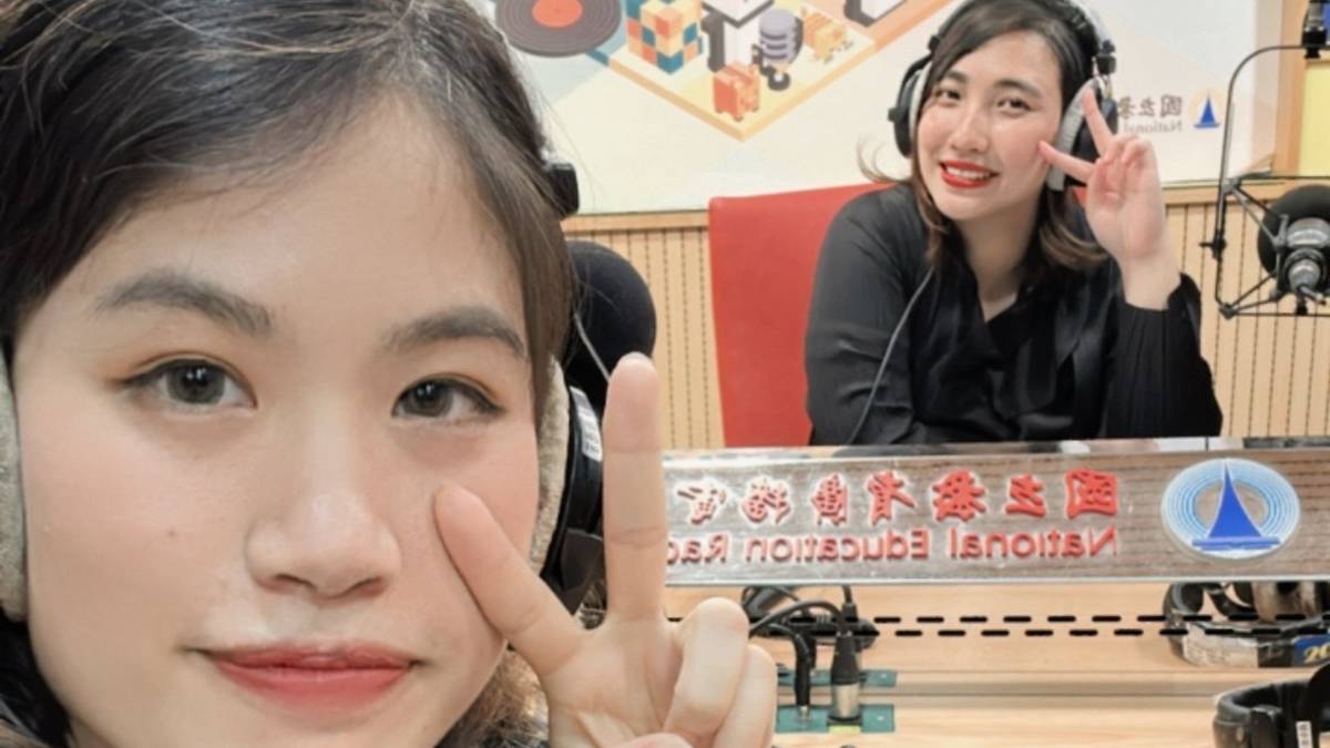 與高中同班同學合照~