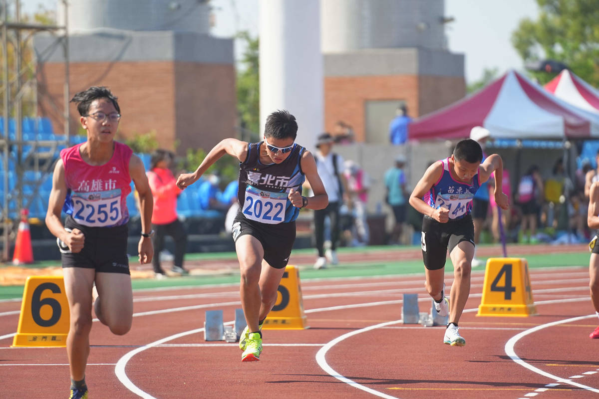 國北教大實小胡祐嘉受在200公尺個人項目與4×100接力中皆奪得第4名