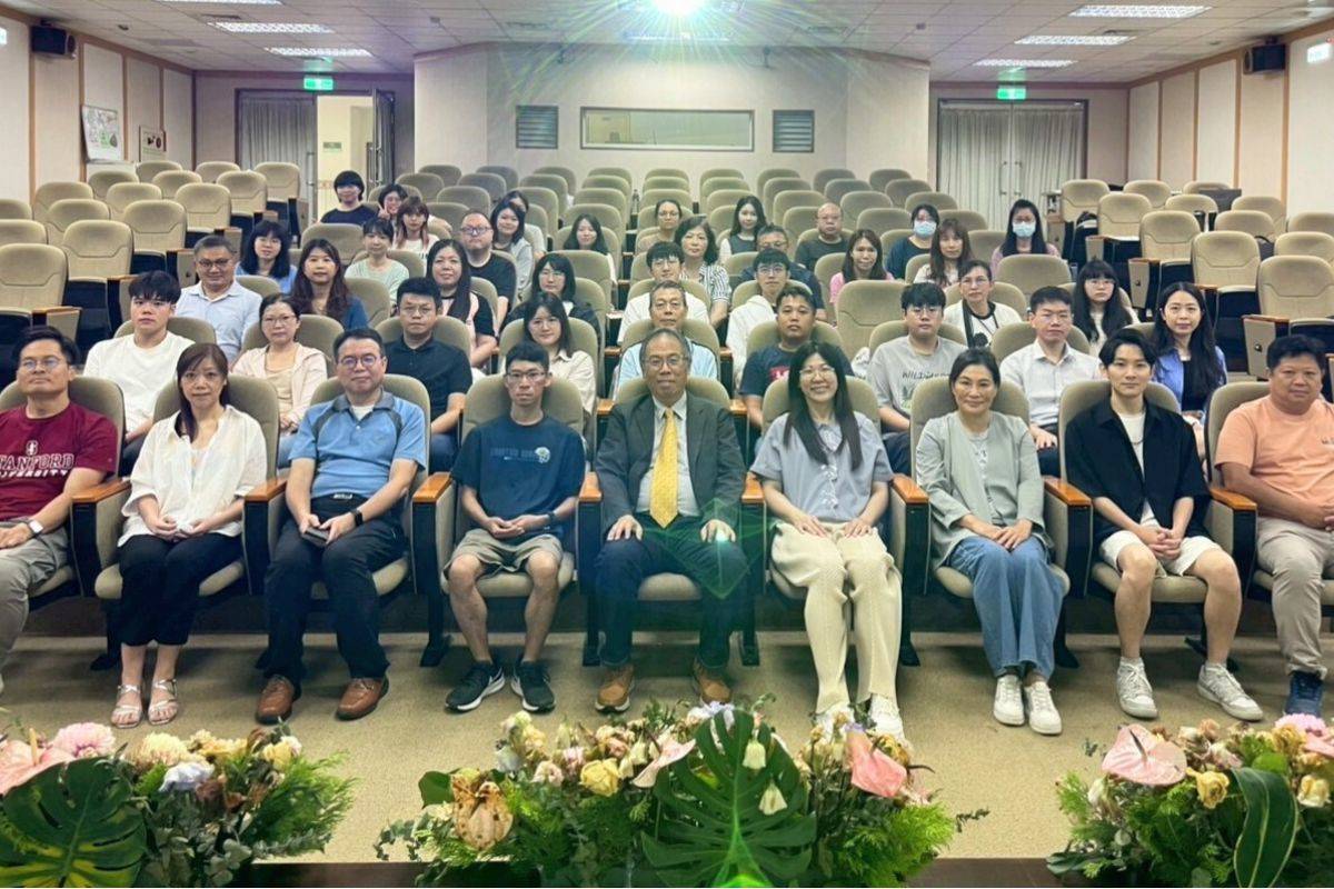 國立中央大學為環境部「淨零綠領人才培育課程」北區培育中心聯盟學校，攜手國立臺灣師範大學及清華大學合作為北區培育中心成員。(中央大學提供)