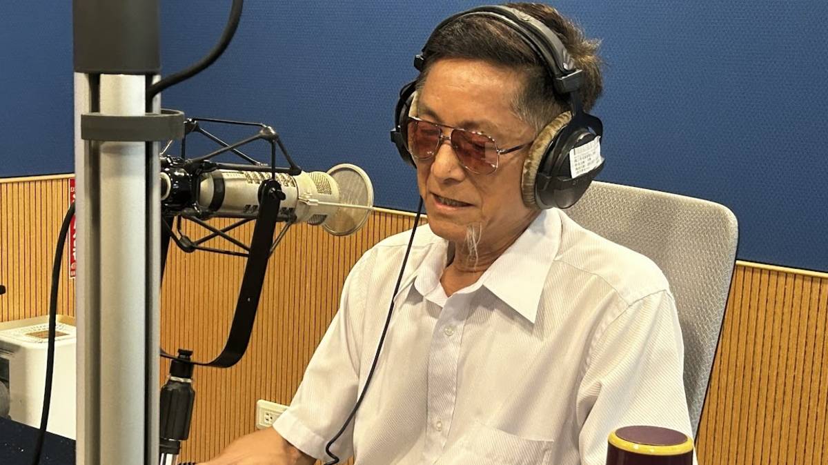 本集主題：從保家衛國無縫接軌的水墨畫春天
邀訪來賓：彰化湖埔社區大學國畫班 陳德黽老師

訪談內容：陳老師跟我們分享了他的養身之道以及推廣國畫二十多年的過程。