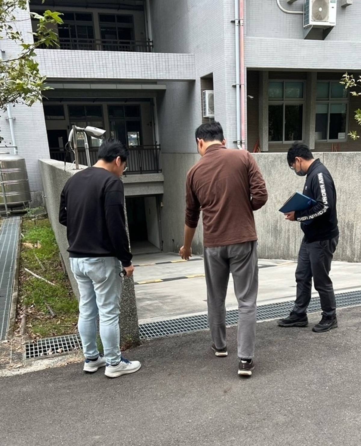 訪視校園水溝有無積水及孳生源