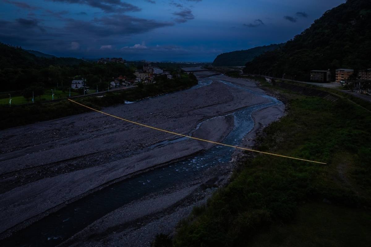 臺東光祭作品《光之橋》。（摘自臺東光祭官網）