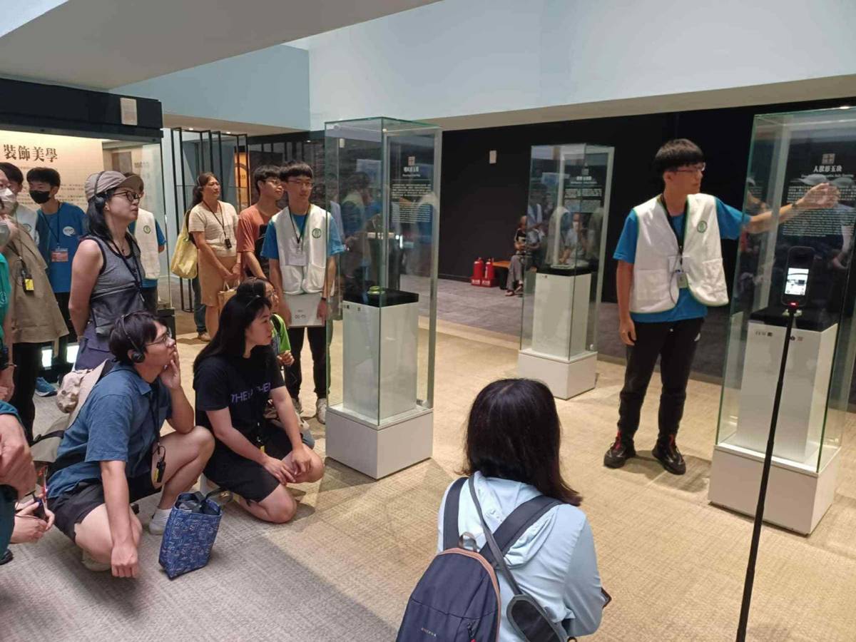 臺東高中生挑戰史前館全台語導覽