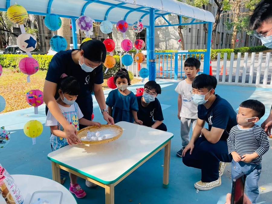 海育員工子女非營利幼兒園   大手小手齊閱讀