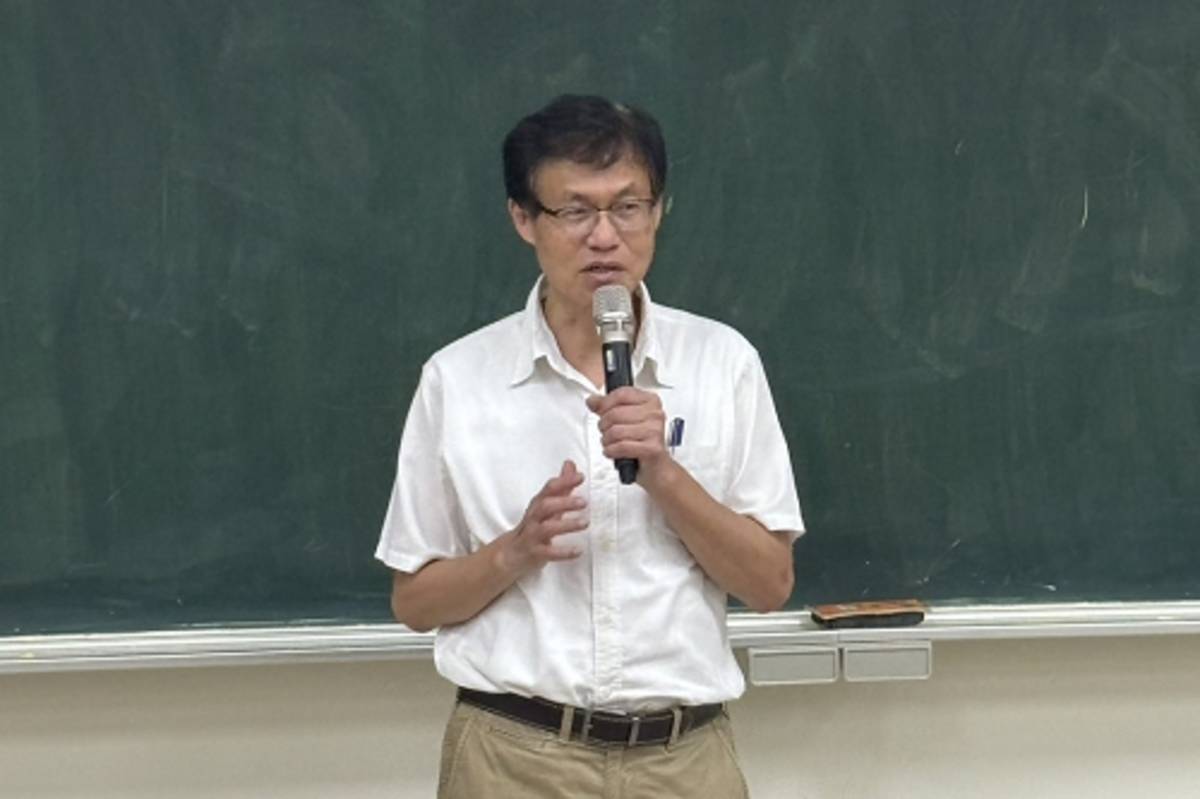 教育局長蔣偉民致詞