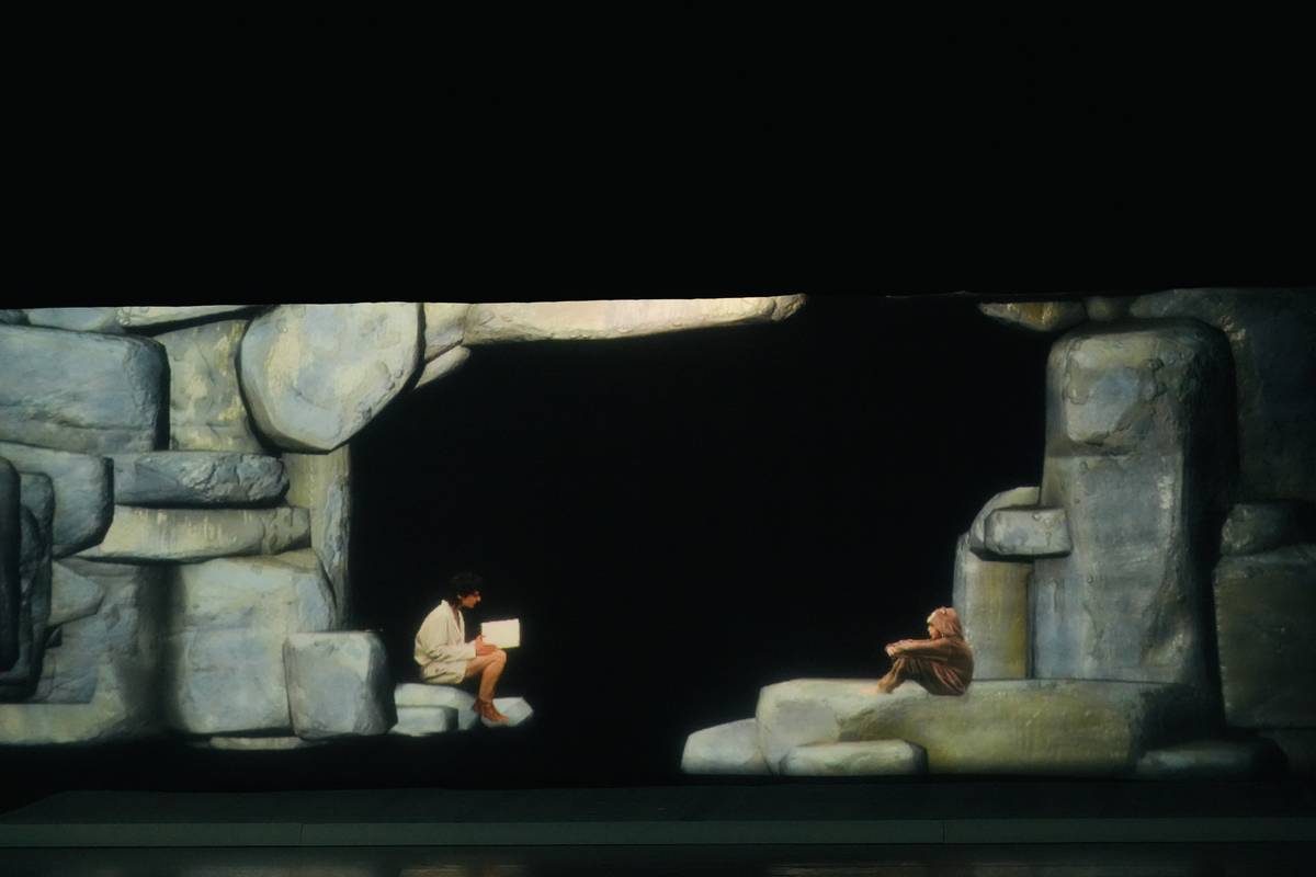 法國影像劇場技術 (劇團提供)