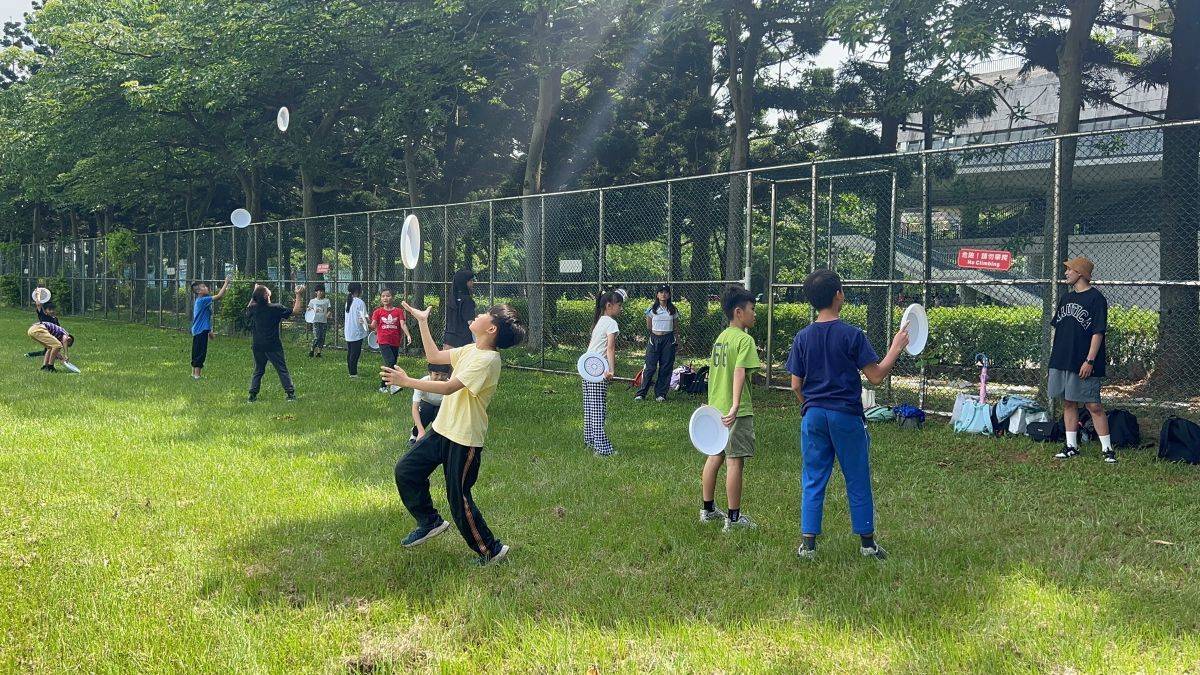 營隊內容包括科技、科普、生命品德、藝文、健體及永續（SDGs）等，豐富學童暑期學習體驗