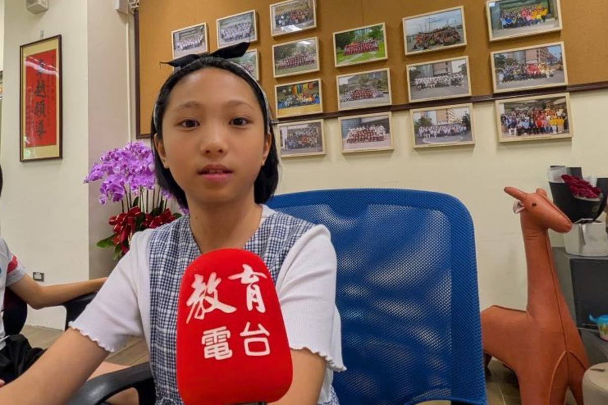學生王寶暶認為，要能闖關成功，除了仰賴團隊合作外，「信任」也相當重要