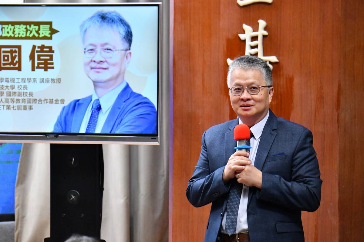 新任教育部政務次長劉國偉。(行政院提供)