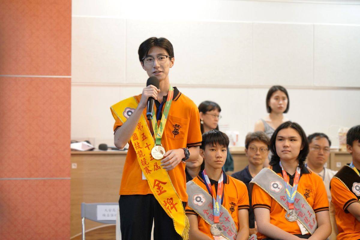 大安高工漆作裝潢金牌選手謝秉諺分享心得