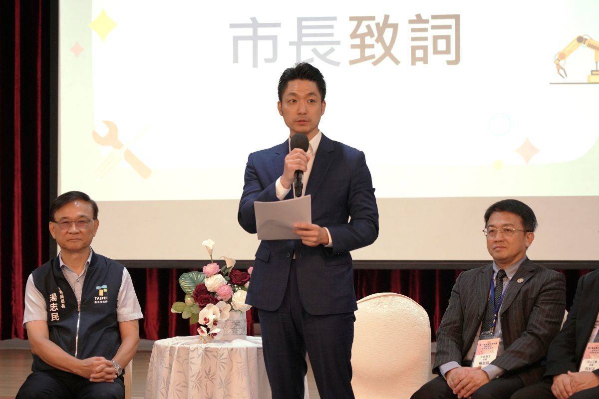 臺北市長蔣萬安表示，114至116年投入2.7億元，在7所公立技高建置智慧化實習工場