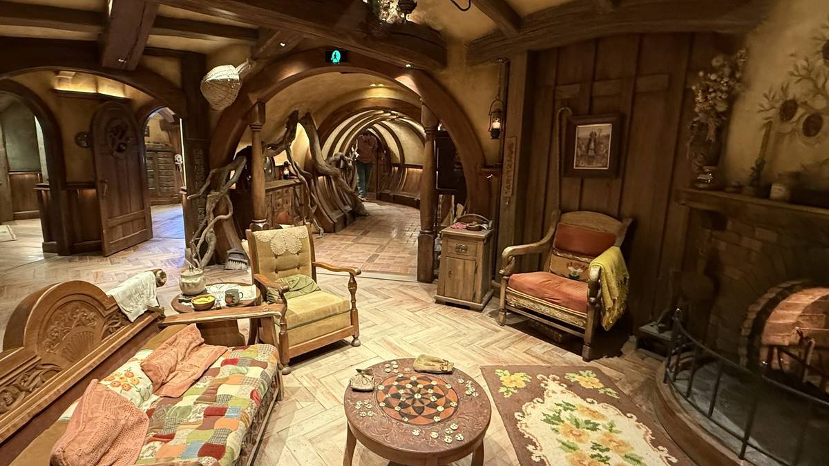 哈比村的屋內場景