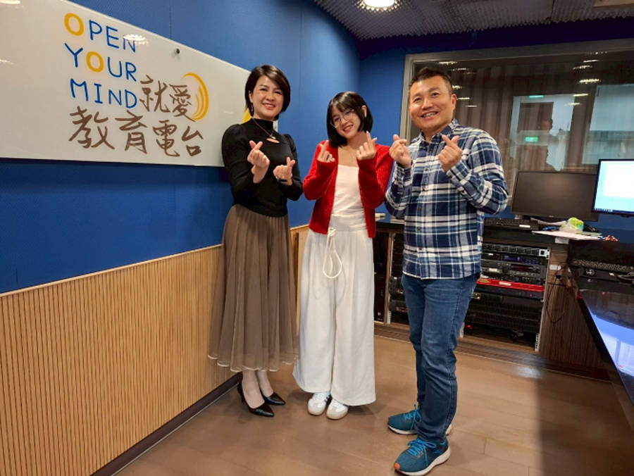 由於我的中文不夠好，試卷上的問題我甚至無法完全理解