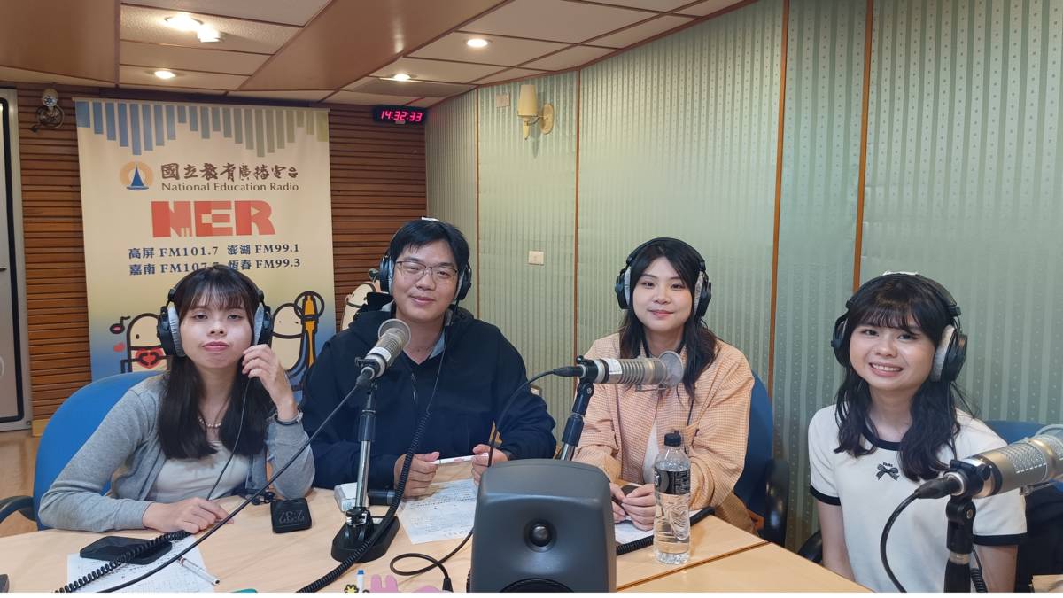 吳雅惠、簡齊君、陳冠瑋、賴霈辰