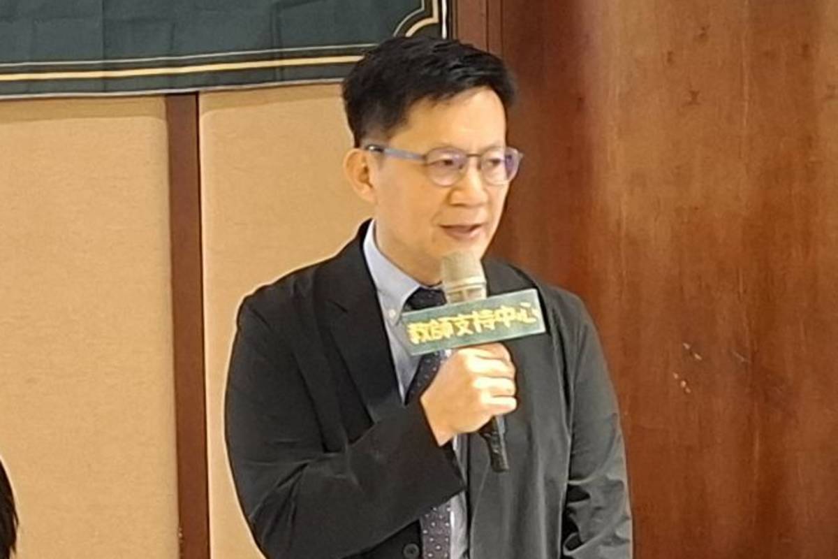 教育部張廖萬堅政務次長