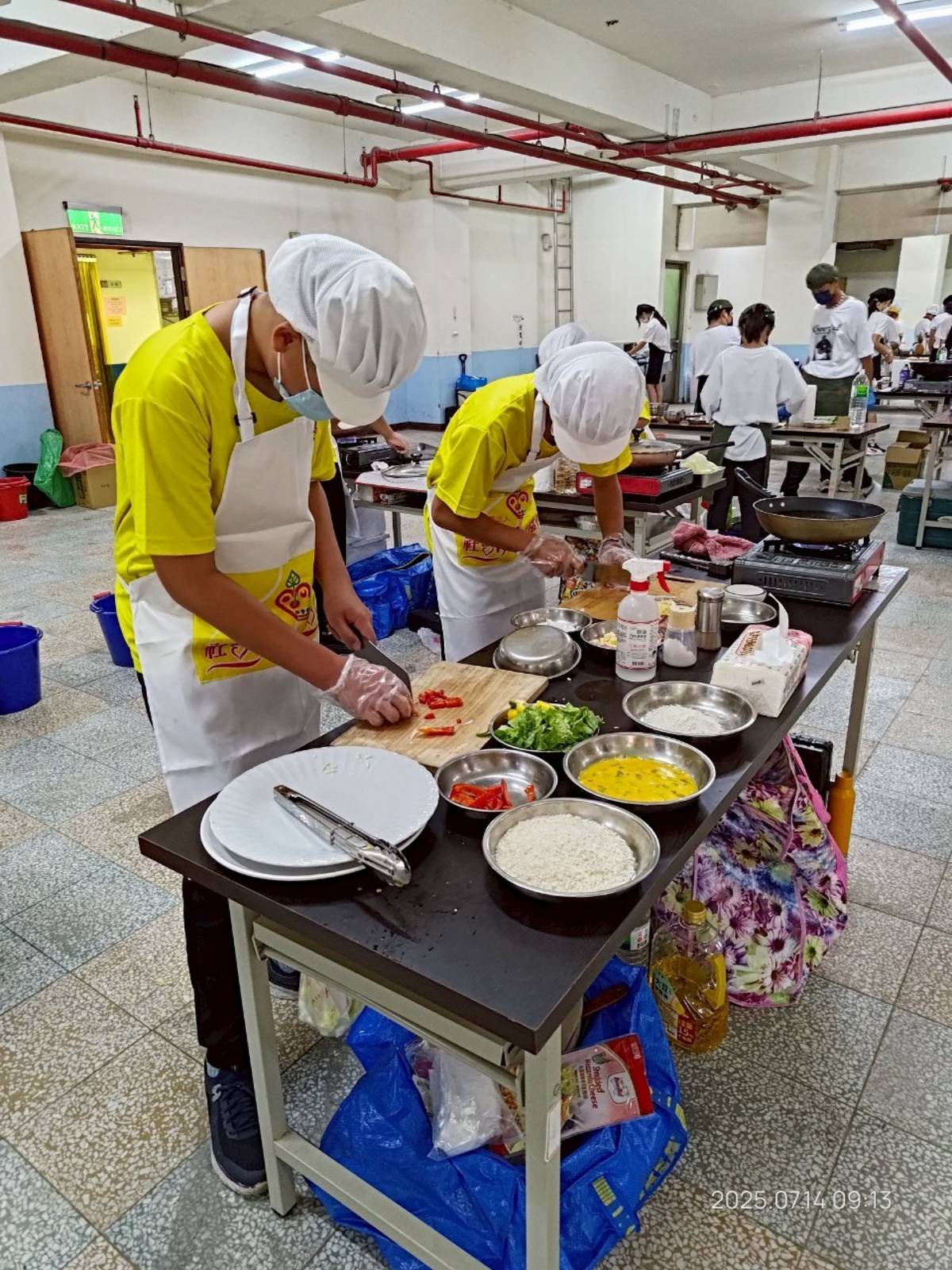 台灣愛希望兒童關懷發展協會20250715『第三屆小小廚神ESG永續創意料理廚藝競賽』團體賽-(頂新和德基金會提供)