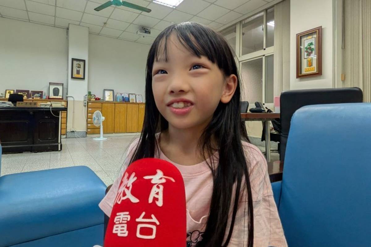 學生楊喬茵表示，擔任解說員雖然緊張，但也很開心能和大家分享關於鱟的知識。