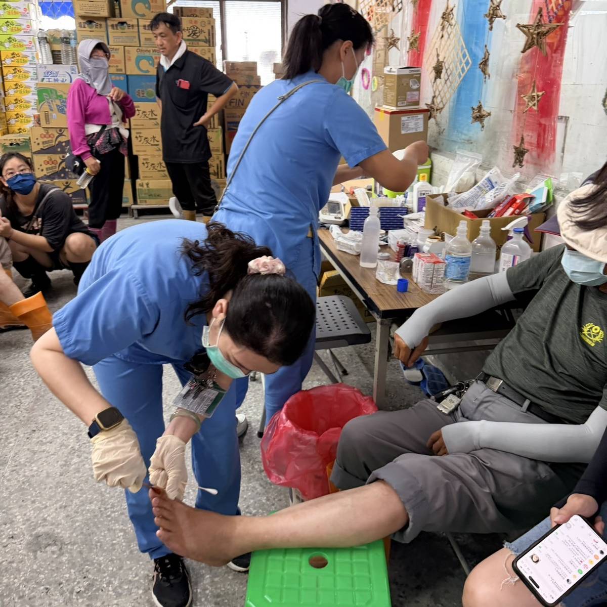 臺東醫院醫護團隊協助外傷處置