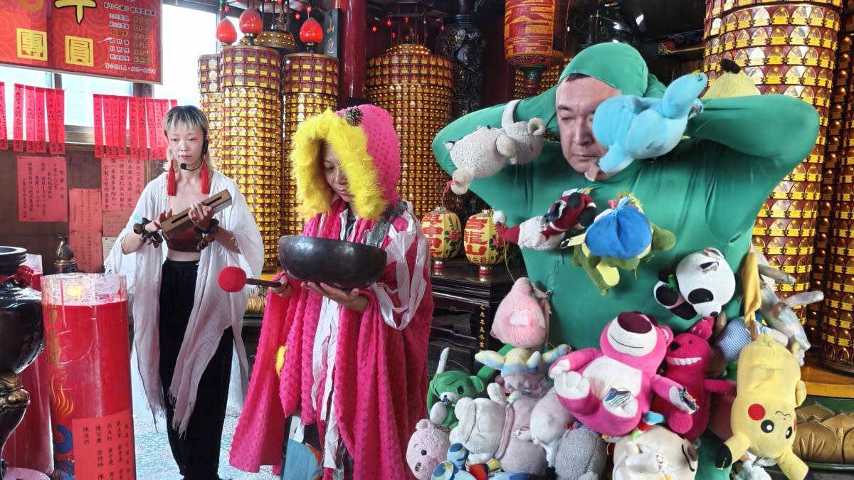 卦山力古龍山與神同行台灣設計展