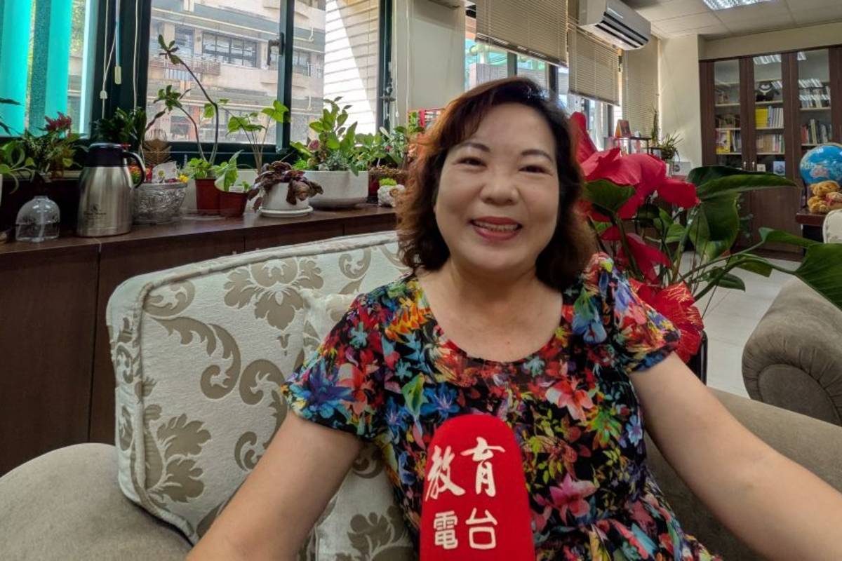 李淑芳校長表示，「紐柏林F1賽道」結合綠運輸與節能永續教育理念，也讓小朋友學習交通安全知識