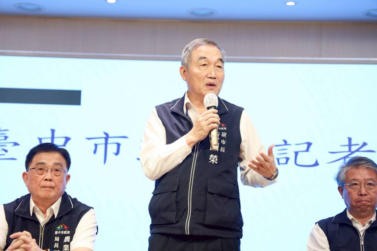 副市長黃國榮表示，臺中市政府第一時間啟動防疫機制。