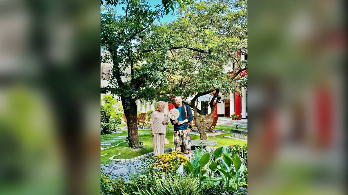 美，是靈魂散發出來的氣息——專訪書法藝術家 李默父