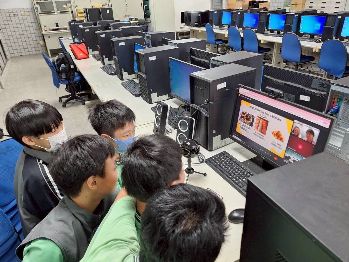 北投國中學生與國際學伴線上交流(照片來源:國際學伴ICL計畫臉書粉專)