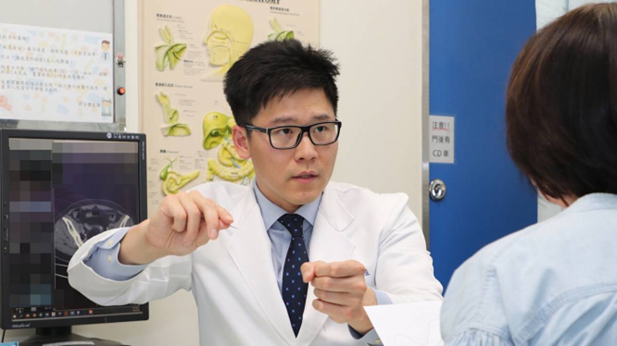 大里仁愛醫院大腸直腸外科賴以立主任