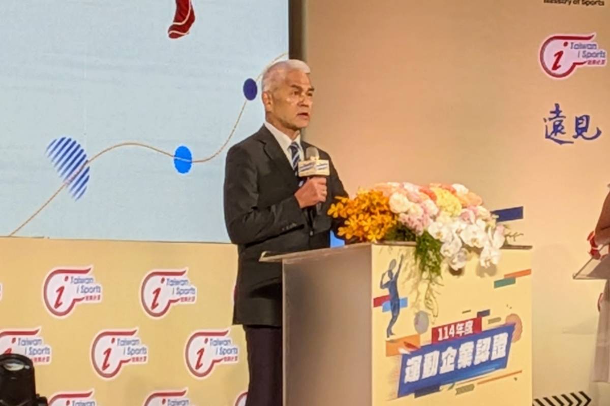 運動部黃啟煌次長指出，運動部持續落實全民運動，推展職場運動與完善運動環境