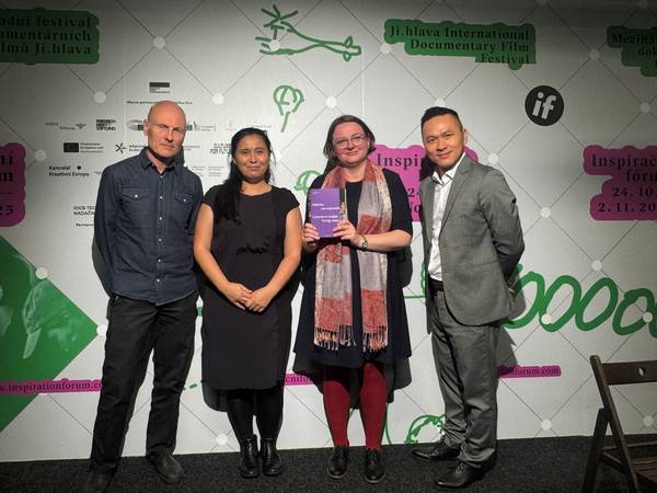 Taiwanese literary collection published in Czech Republic