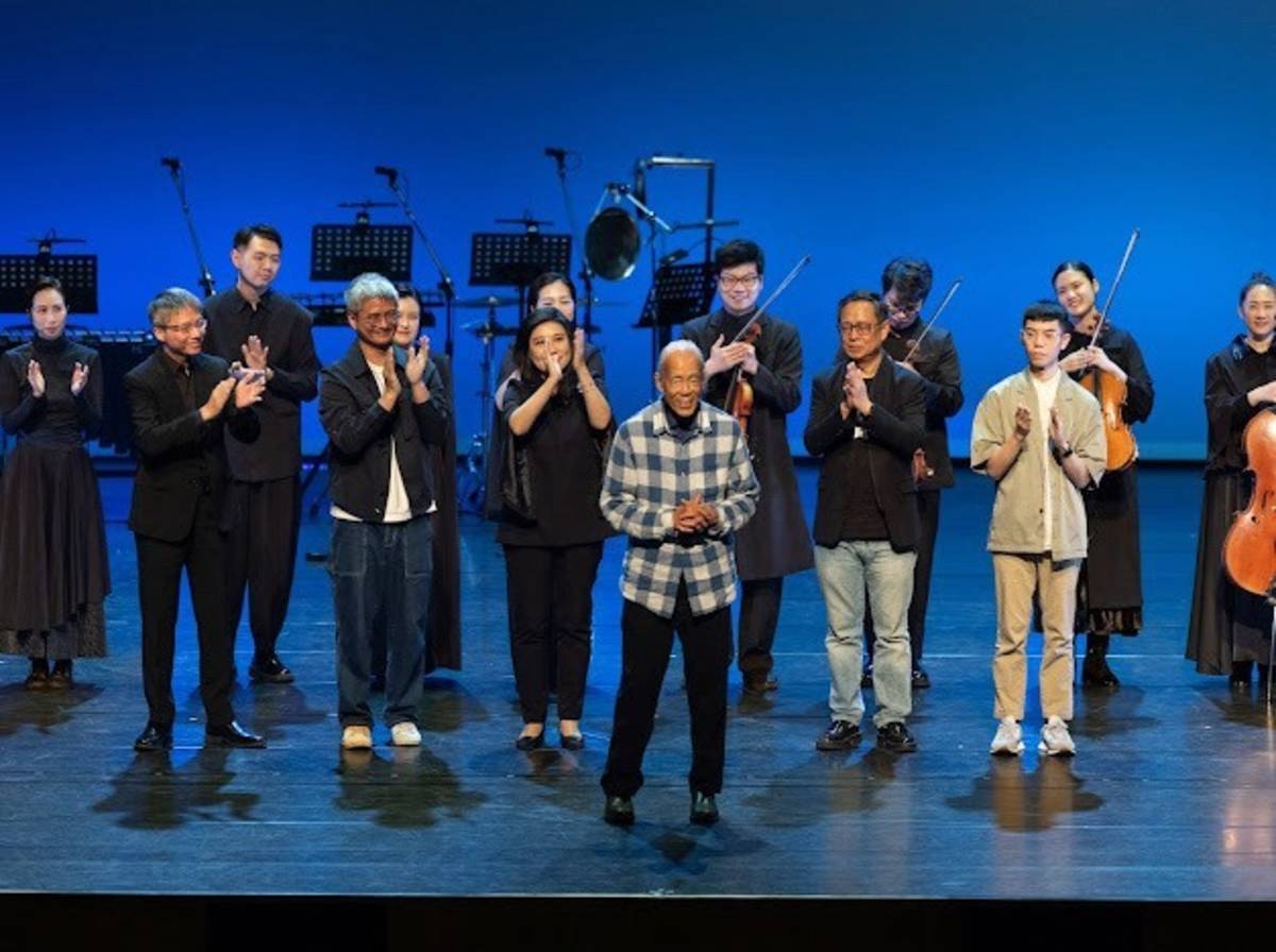 江賢二與表演團體合影
照片由NCCE-新古典室內樂團提供