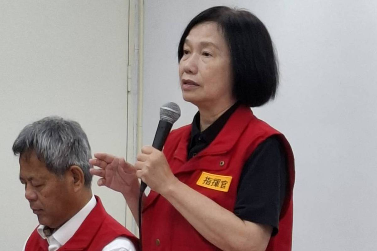 非洲豬瘟中央前進應變所指揮官農業部次長杜文珍強調，完整防疫工作必須拿到非洲豬瘟非疫國。