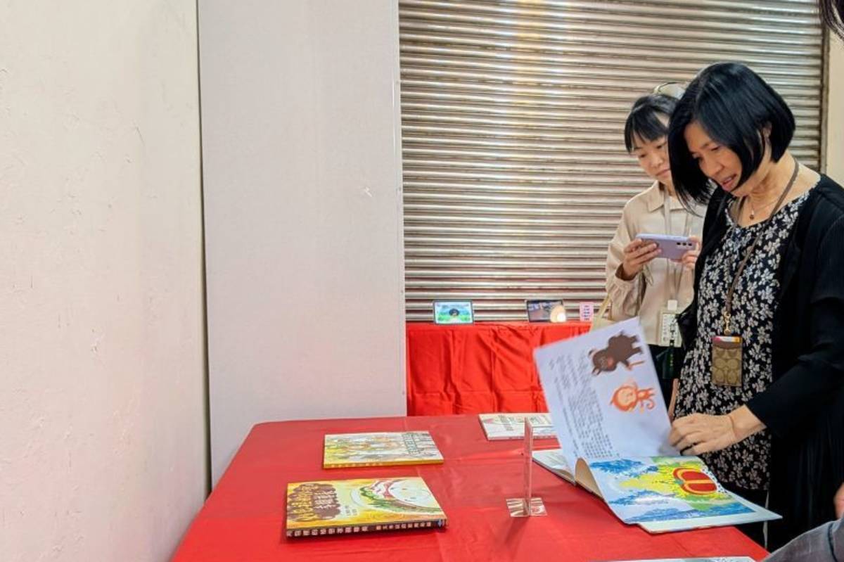 教師創作的品德小故事以繪本形式呈現