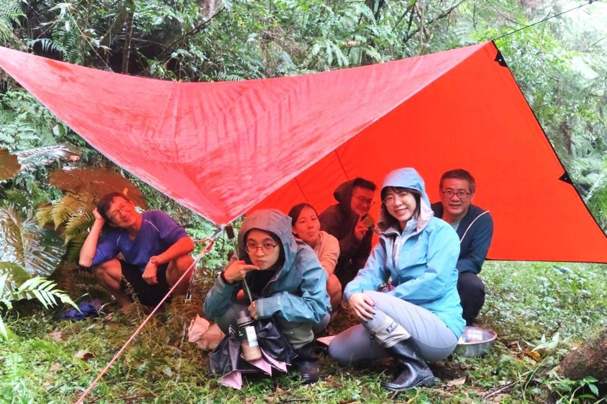 緊急避難及失溫處置實際操作體驗