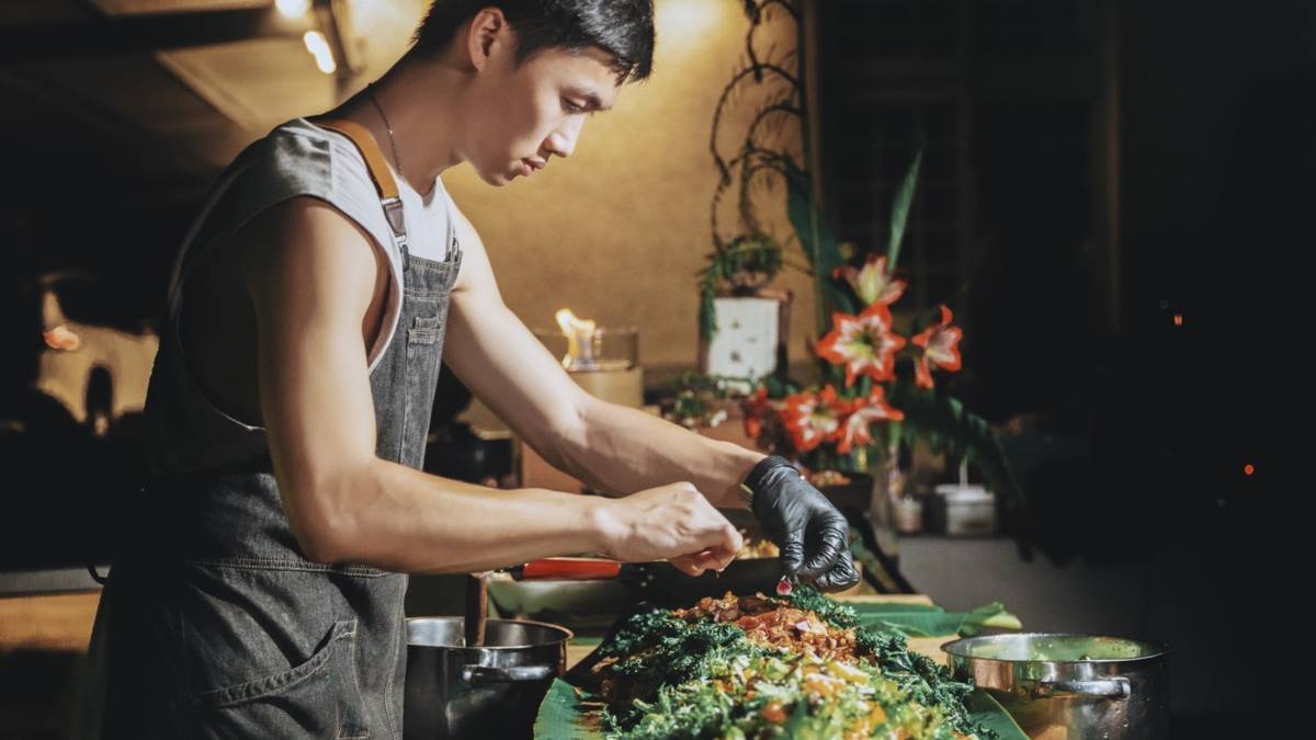 選擇友善土地的食材做出最健康的食物是生態野廚的堅持(圖片來源：楊程幃提供)