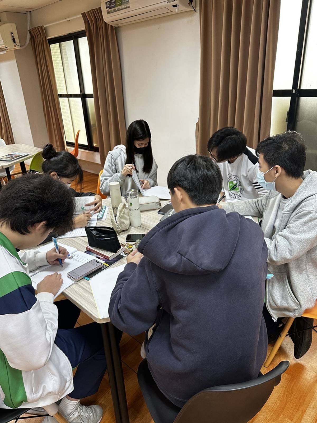 竹北高中分組討論及分享