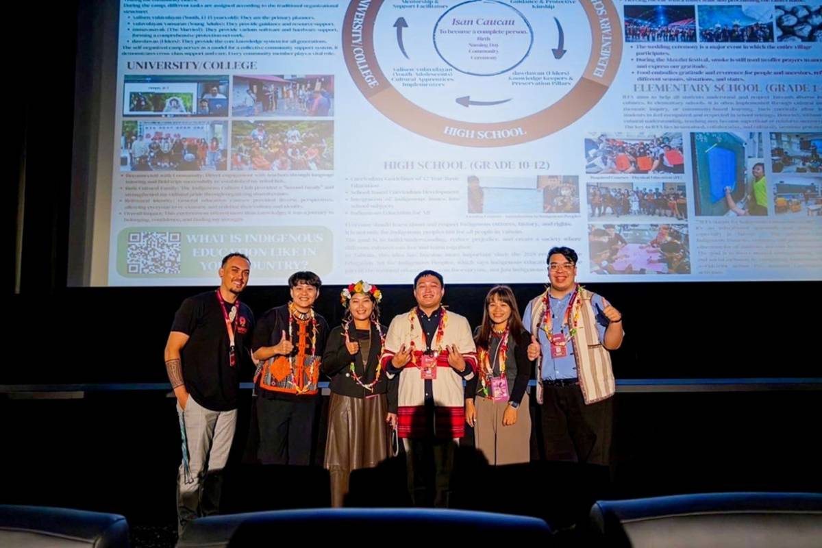 國立臺中教育大學教師專業碩士學位學程周玉龍同學於研討會中進行分享