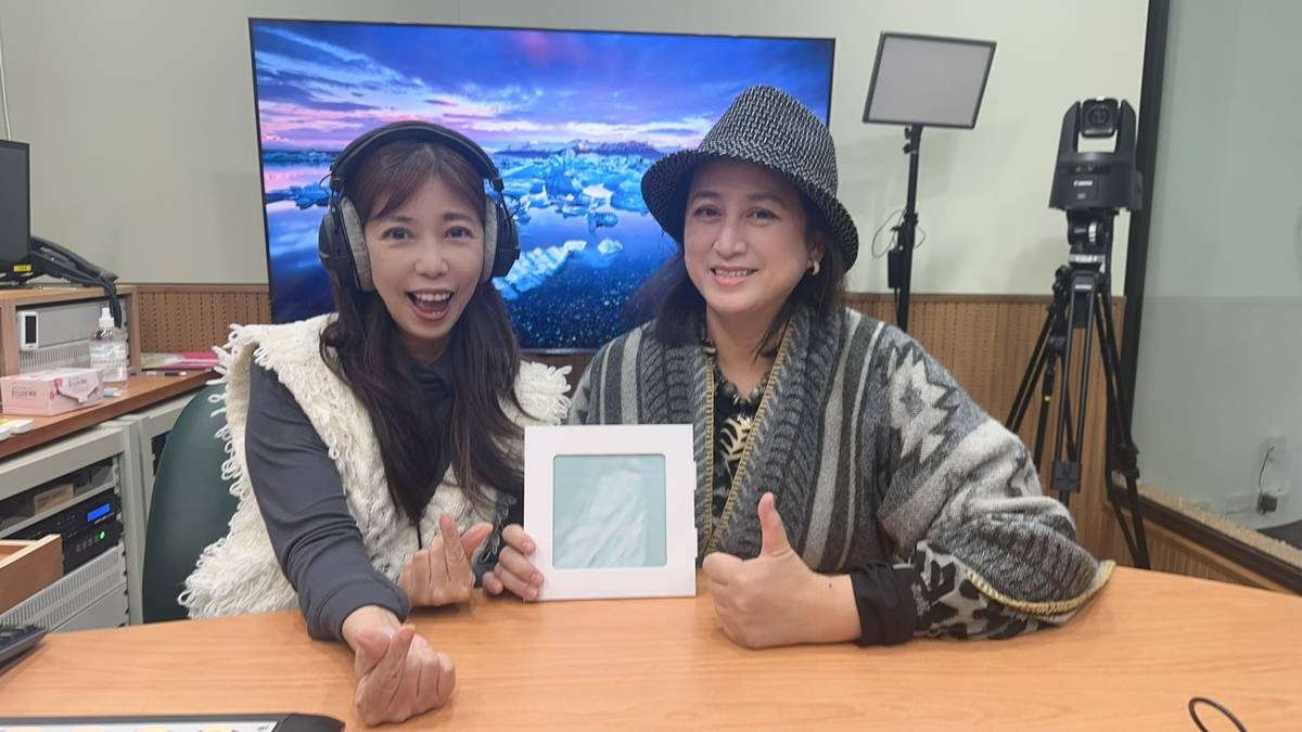 圖2-1端端主持人 vs 台灣的泰雅族歌手、數位影像藝術家和製作人蘇婭 