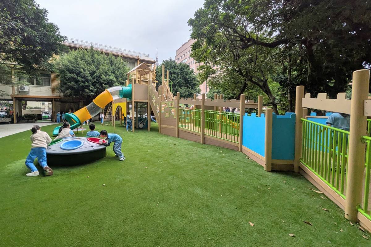 南門國小共融式遊戲場在課後及假日時段開放社區民眾使用