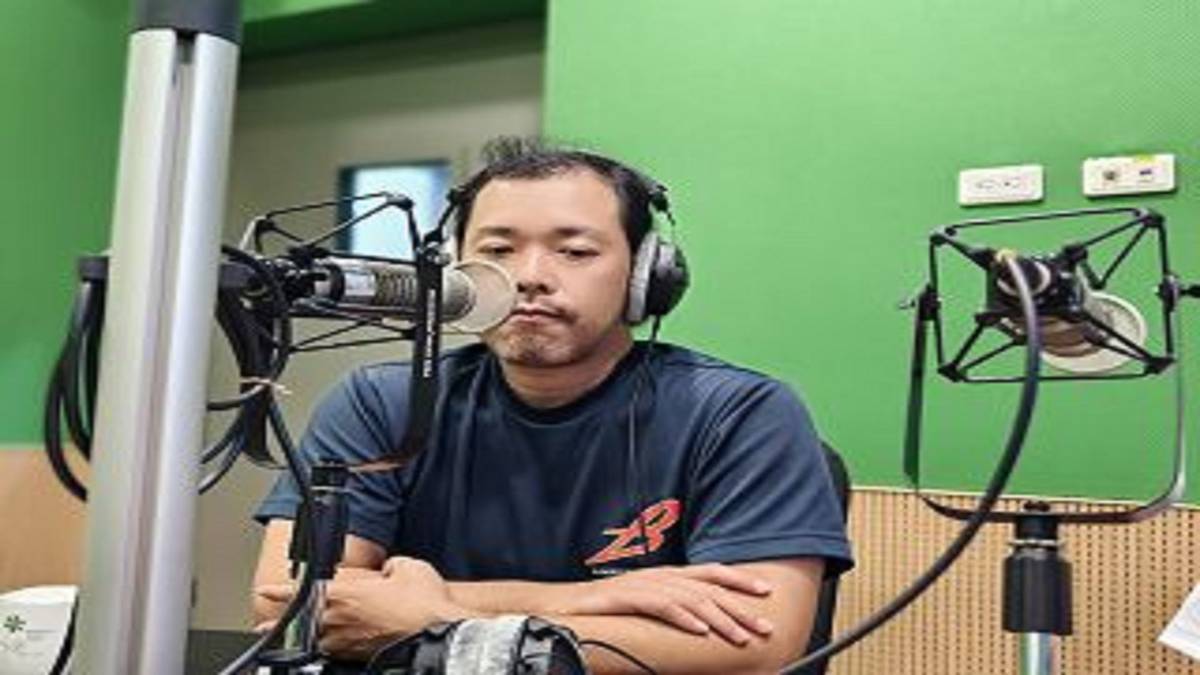 B.M.L.T 日本world wig 台中訓練中心店長木戶間受訪神情。